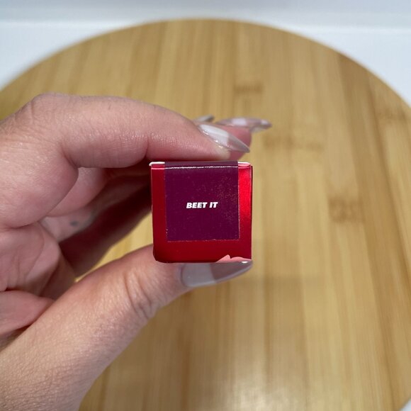 Lime Crime Velvetines Beet It Liquid Matte Lipstick 2.6 mL 0.088 oz Vegan - Picture 4 of 4